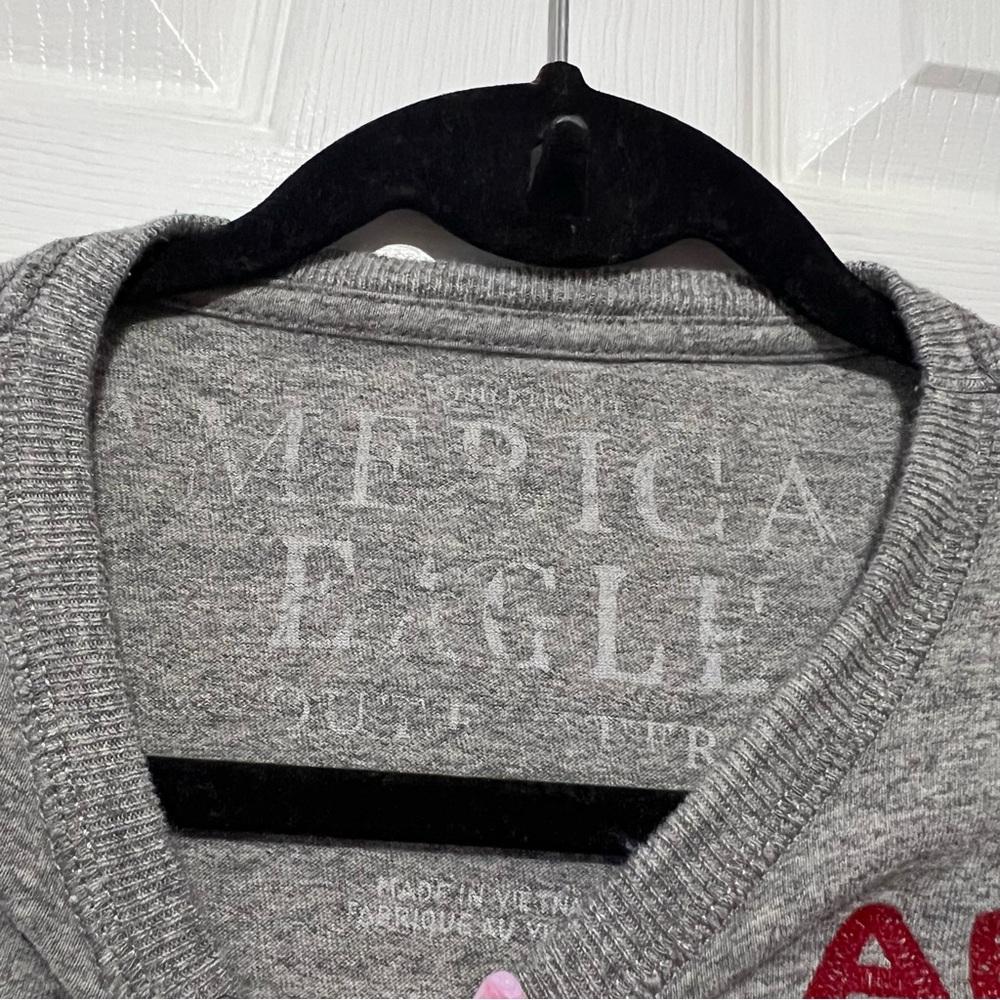💗 American‎ Eagle Outfitters - Mens Heather Gray T-shirt - Picture 4 of 8
